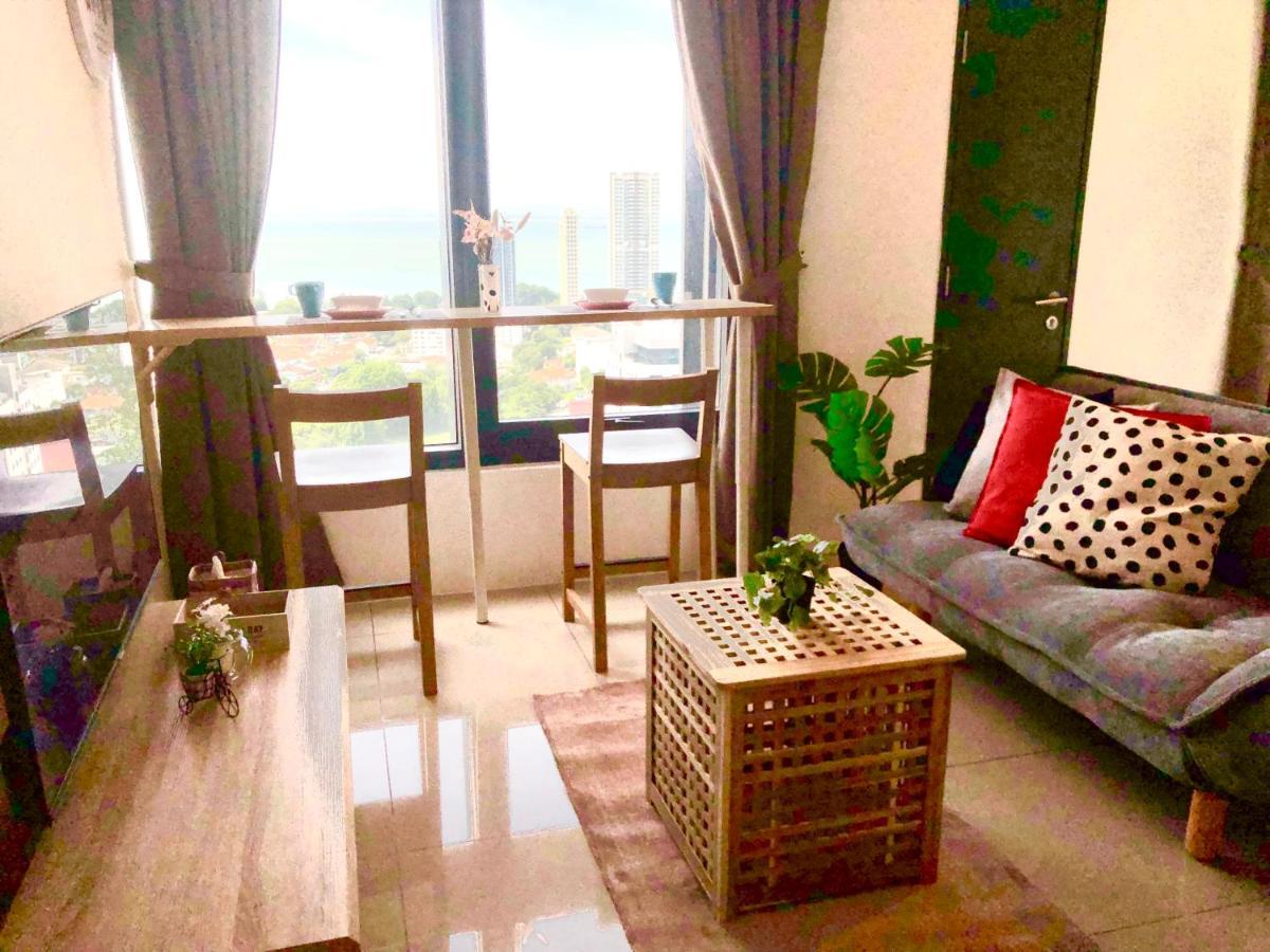 Tropicana 218 Macalister Netflix Unit By Blue Sky Holidays George Town Exterior foto