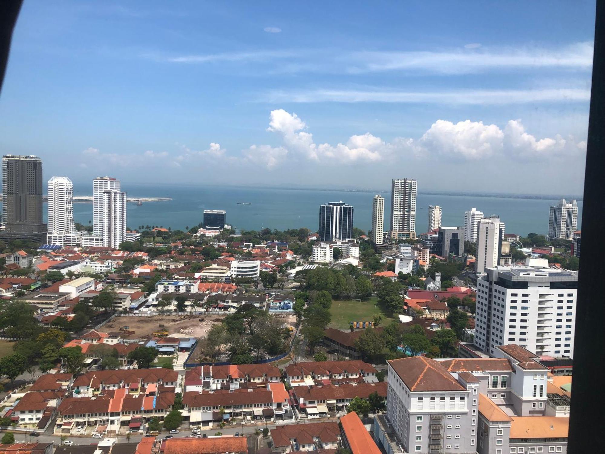 Tropicana 218 Macalister Netflix Unit By Blue Sky Holidays George Town Exterior foto